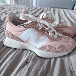 New Balance 327 Women's Blush and White Sneakers